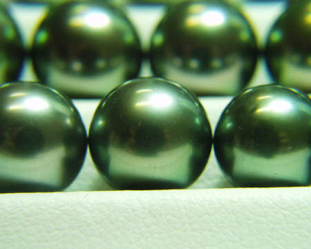 green tahitian pearls