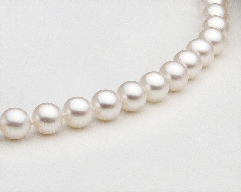 Pearl Necklace white at SelecTraders