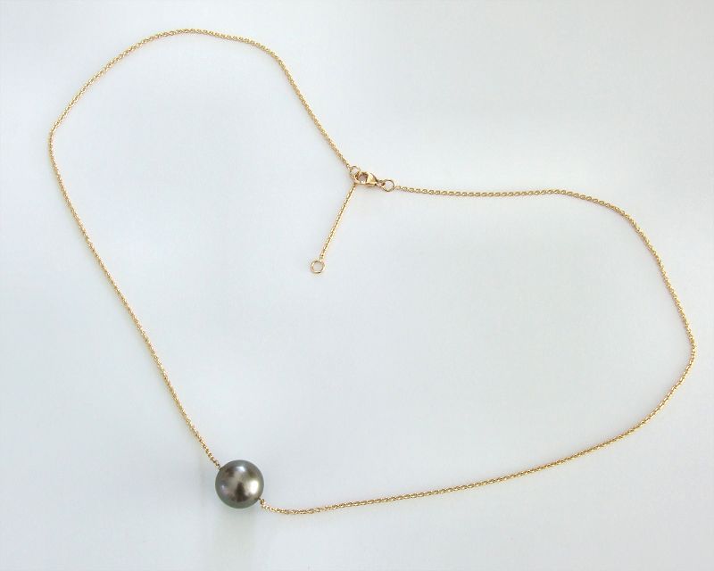 Necklace at SelecTraders