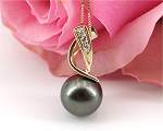 Black Pearl Necklace at SelecTraders